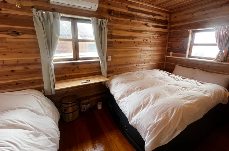 グランピング寝室