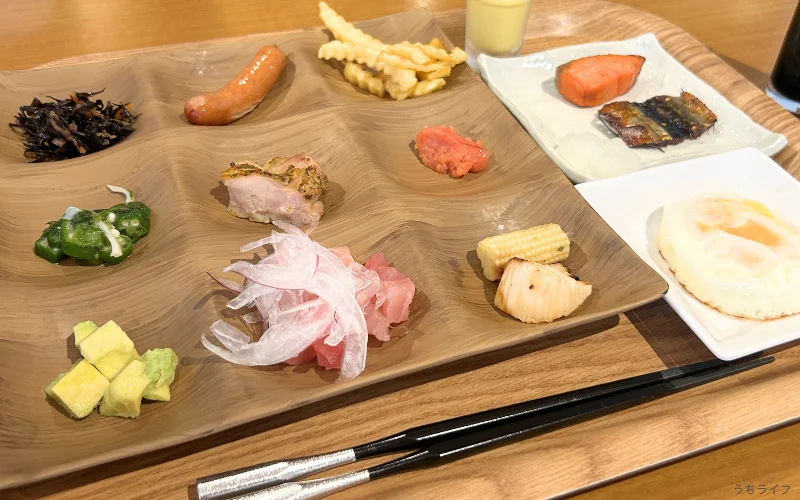 朝食ビュッフェ　盛り付け